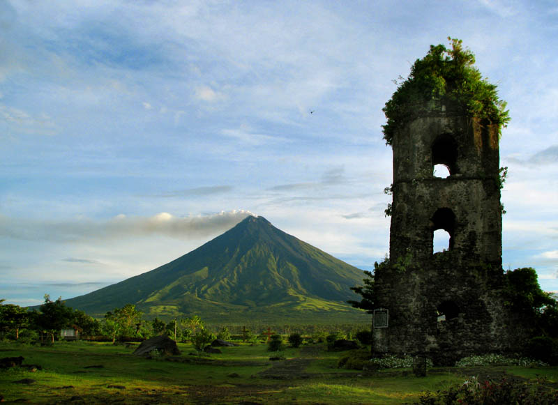 Mt. Mayon's Postcard Shot