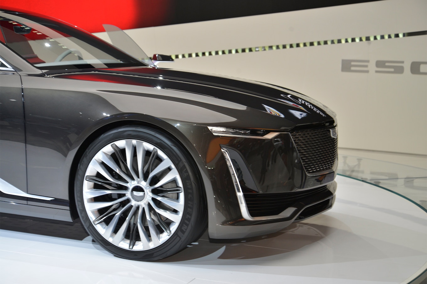 Cadillac Escala concept front wheels
