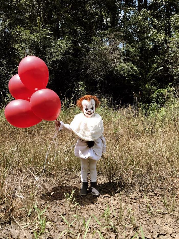 clown-child-photoshoot-movie-it-pennywise-eagan-tilghman-14