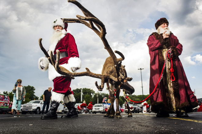 The World’s Largest Santa Convention Is Pretty Dang Jolly