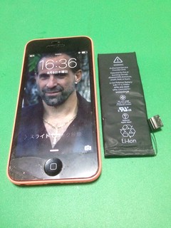 179_iPhone5Cのバッテリー交換
