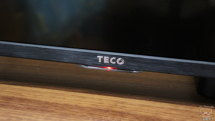 TECO 東元液晶顯示器 TL43U1TRE功能多樣 顏色漂亮 臥室裡的好選擇