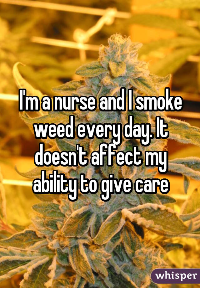 051e51b1bf2e8d60fc784759bc4dfc6594ec77 wm 18 Medical Professionals Who Admit To Smoking Weed