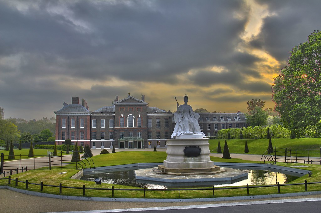 Kensington Palace & Gardens HDR