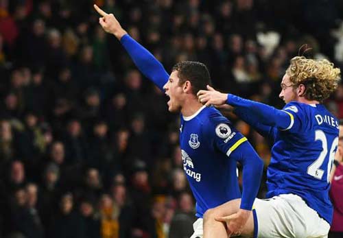 Hull - Everton: Hai lần rượt đuổi & một cú sốc hụt - 1