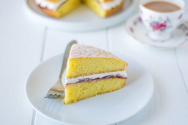 Victoria Sponge Cake Picture