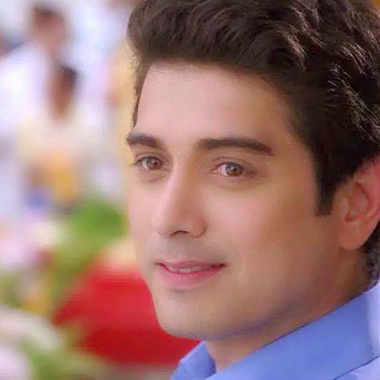 Look at How Ian Veneracion Has Grown Through the Years! Must See!