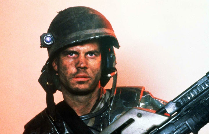 Bill Paxton as Pvt. Hudson in Aliens (1986).