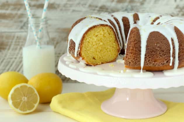 Easy Lemon Bundt Cake Photo