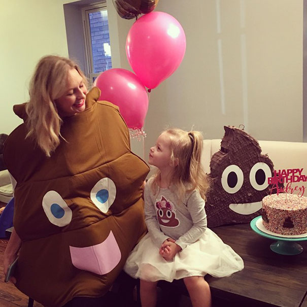 3-year-old-girl-poop-birthday-party-audrey-7