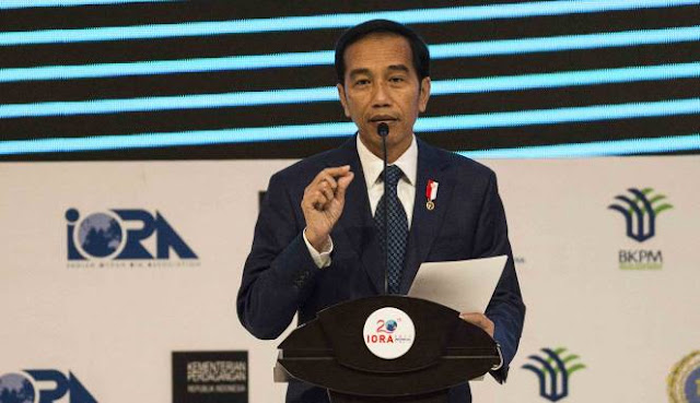 Jokowi Pamer Pemerintah Bisa Ambil Alih Aset Asing, Netizen: Jangan Pencitraan Saja Pak, Rakyat Sudah Susah Karena Jenengan