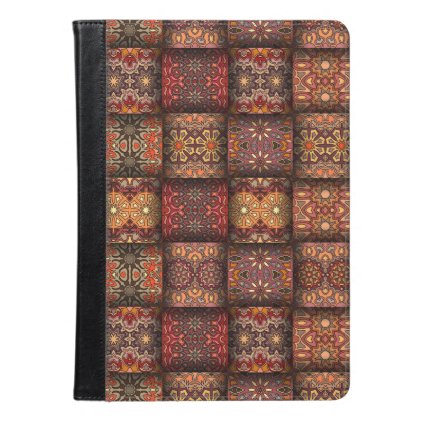 Vintage patchwork with floral mandala elements iPad air case