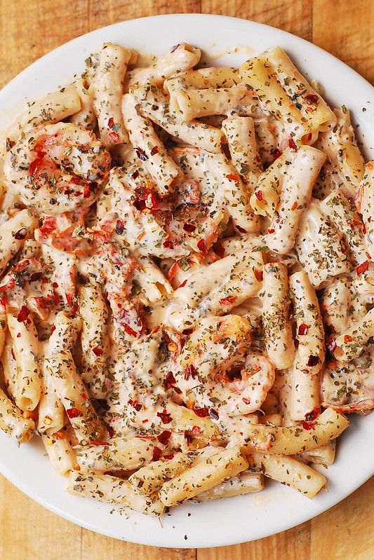 shrimp and sun-dried tomato basil pasta, creamy shrimp pasta, quick shrimp pasta, easy shrimp dinner, how to cook shrimp, easy shrimp recipes