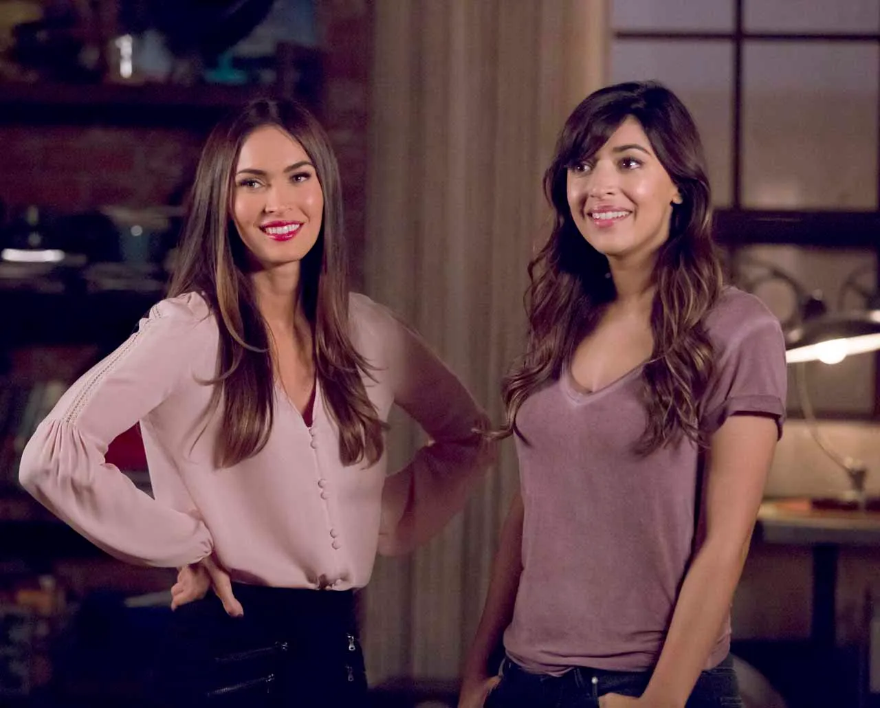 NEW GIRL: L-R: Guest star Megan Fox and Hannah Simone in the "Reagan" episode of NEW GIRL airing Tuesday, Feb. 9 (8:00-8:30 PM ET/PT) on FOX. Â©2016 Fox Broadcasting Co. Cr: Ray Mickshaw/FOX