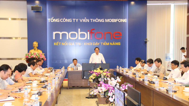 bộ TT&TT, Bộ trưởng Trương Minh Tuấn, làm việc với MobiFone,