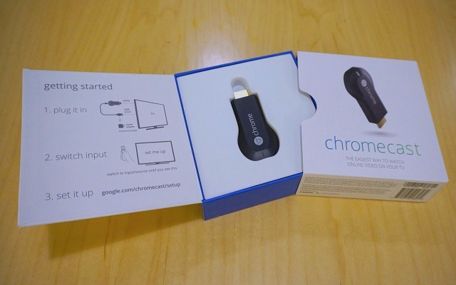 أحصل على جهاز ChromeCast من شركة بغوغل مجاناً والذي يساعدك على إظهار شاشة هاتفك في التلفاز