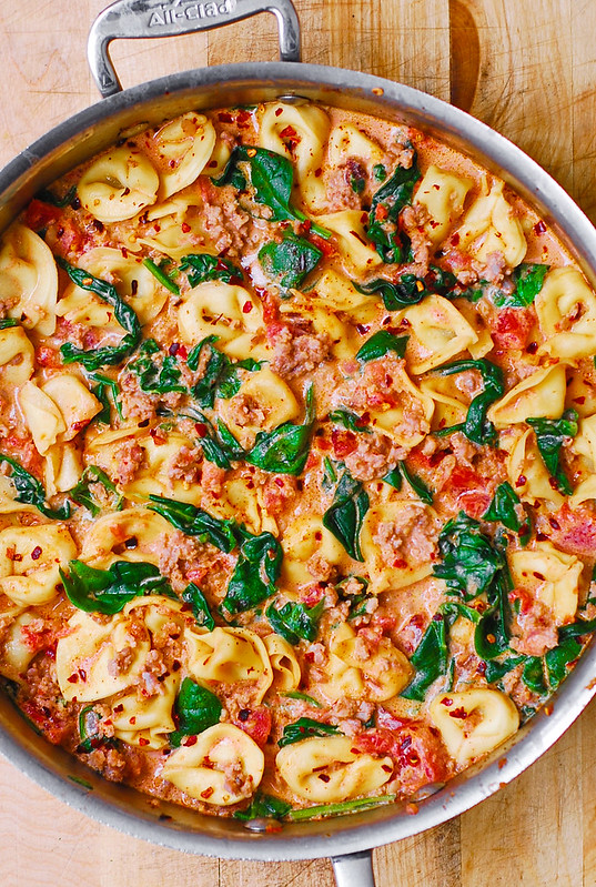easy pasta recipe, best pasta recipes, sausage pasta, Italian sausage recipes