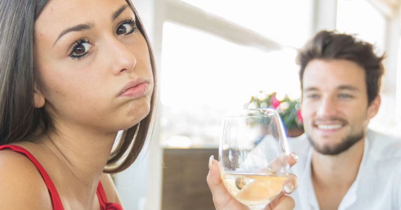 People react on Twitter to a douchebag's terrible date.