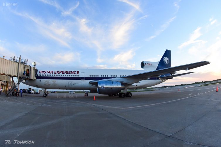 Lockheed L-1011 TriStar N910TE parked at Kansas City International Airport Gate 14. Photo: JL Johnson