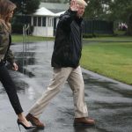 حذاء ميلانيا ترامب يثير انتقادات