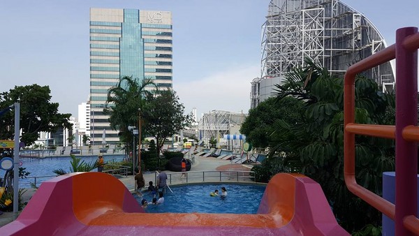 ▲曼谷CentralPlaza Bangna頂樓水樂園 。（圖／我在泰國天氣晴提供）