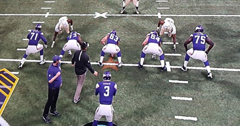Collection of the best and most ridiculous glitches in the Madden '18 video game.