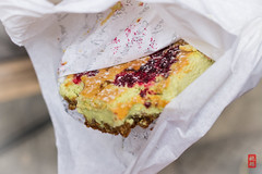 Pistacchio cheesecake with raspberry
