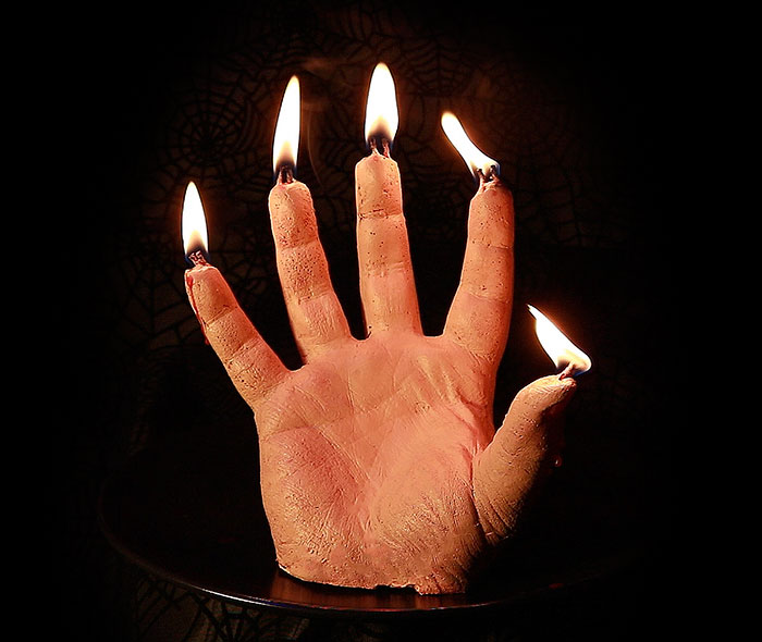bloody-hand-halloween-candles-creepycandles-1