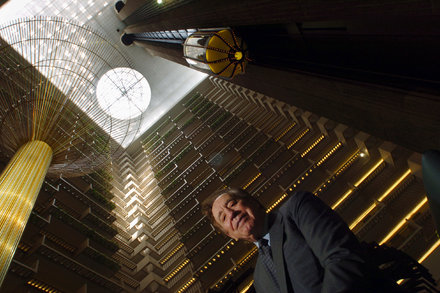 John Portman, Architect Who Made Skylines Soar, Dies at 93