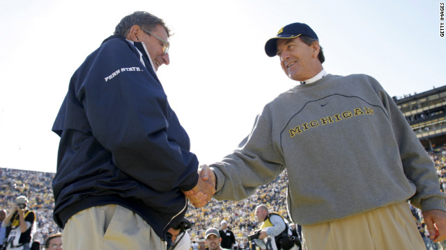 Paterno shakes hands with Lloyd Carr of Michigan before their game in 2005 in Ann Arbor, Michigan.