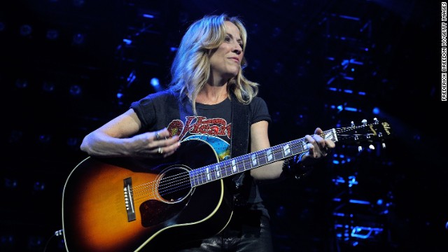 In 2006, singer Sheryl Crow underwent minimally invasive surgery for breast cancer. In 2012, she <a href='http://ift.tt/1qyBiXn' target='_blank'>revealed she had a noncancerous brain tumor.</a>