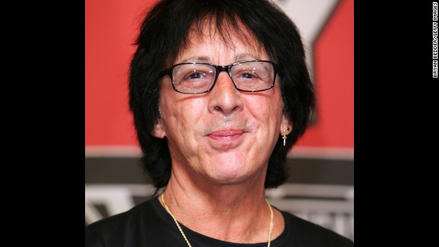 KISS band member Peter Criss sat down with CNN's Elizabeth Cohen in 2009, a year after his battle with breast cancer. The musician said he wanted to increase awareness of the fact that men can also get the disease.