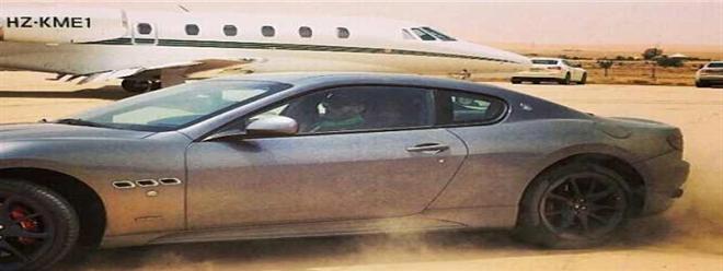 يزيد الراجحى يسابق طائرة على أرض مطار الرياض