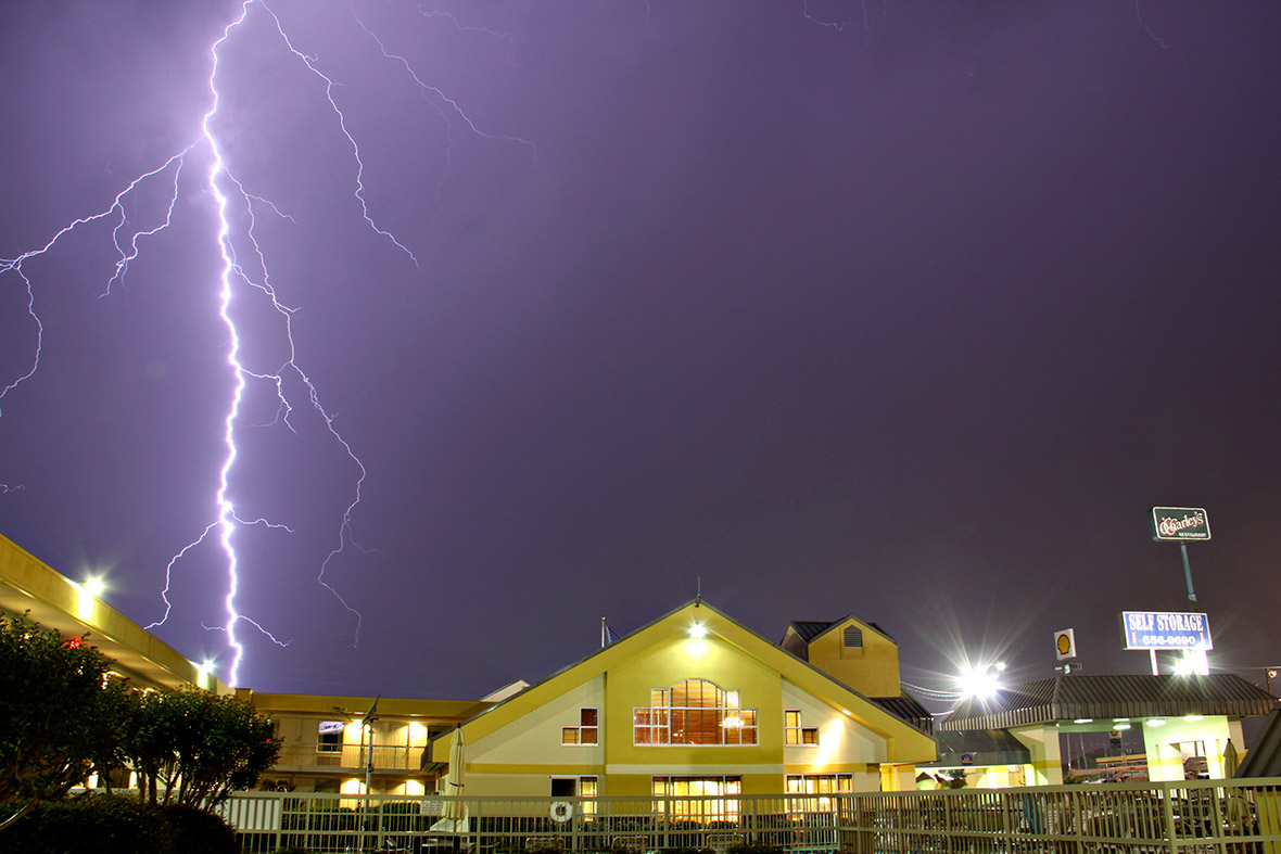 Lighting strikes from a TVS (tornadic vortex signature) storm in Tuscaloosa, Alabama