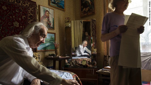 Artist Ivan Voronov, 91, and his wife, Svetlana Samoilechenko, 86, cast votes from their Kiev home on May 25.