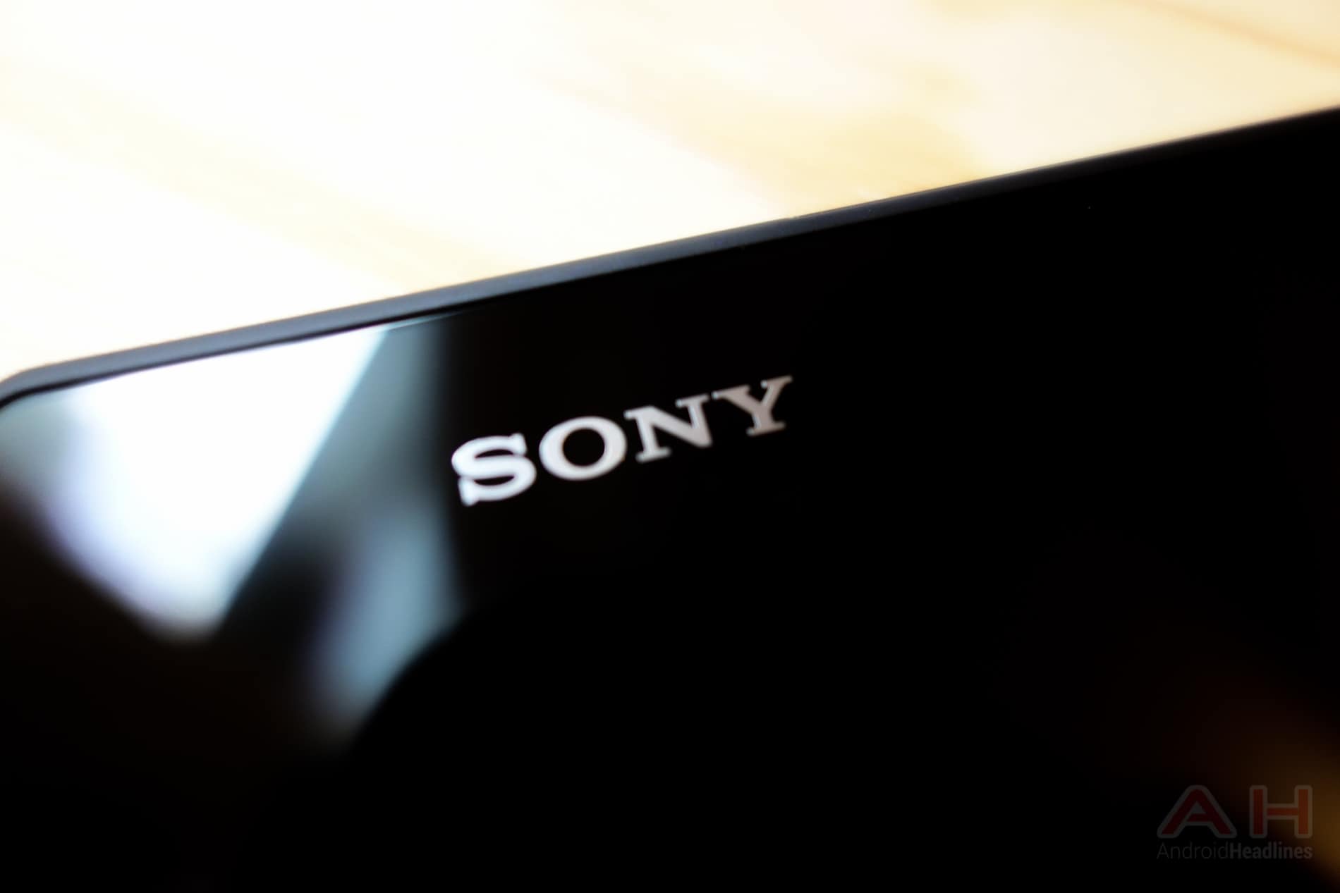 Sony-Xperia-Z2-Tablet-AH-6