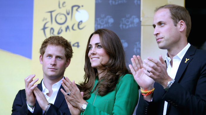 Кейт Миддлтон, принц Уильям и принц Гарри дали старт "Тур де Франс"