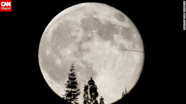 Kelli Thompson photographed the supermoon from the foothills of the Sierra Nevada Mountains in California. "The airplane bisecting the supermoon was quite unusual and unexpected," she said.