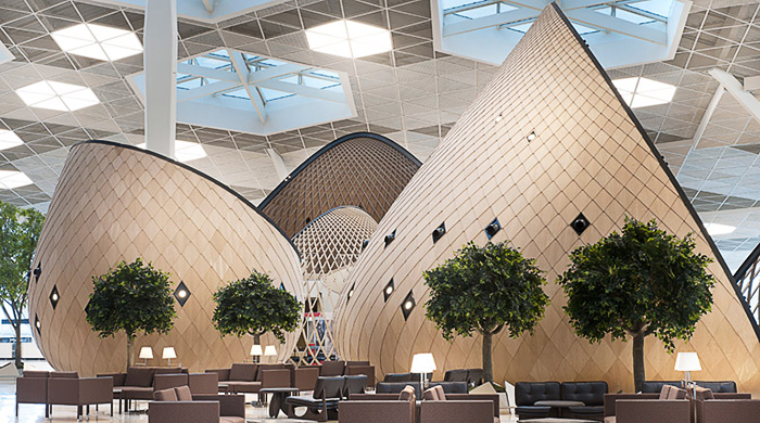 Деревянные "коконы" в новом терминале аэропорта Баку