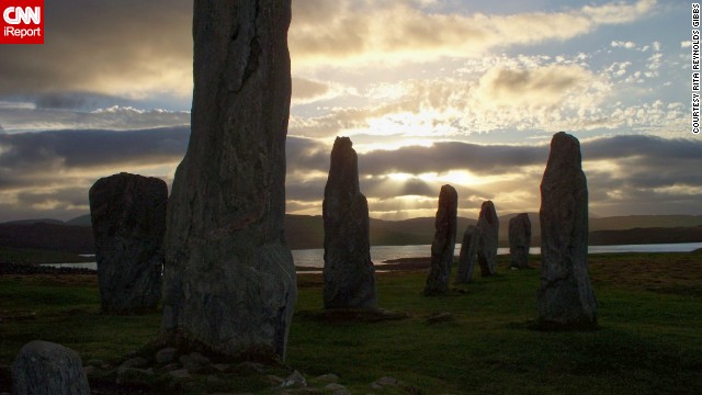 Did you think Stonehenge was the only ancient display of stones on the British Isles? In addition to the Ring of Brodgar, Scotland boasts the <a href='http://ift.tt/1wGhenT'>Callanish (or Calanais in Gaelic) Standing Stones</a> on the Isle of Lewis. The main stones of the monument were put up <a href='http://ift.tt/XlS0vN' target='_blank'>4,500 to 5,000</a> years ago.