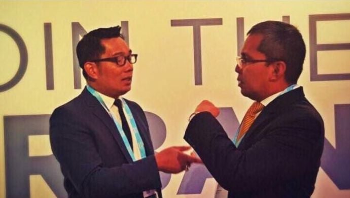 Bandung mayor Ridwan Kamil (left) at the Smart City Expo and World Congress, Barcelona 