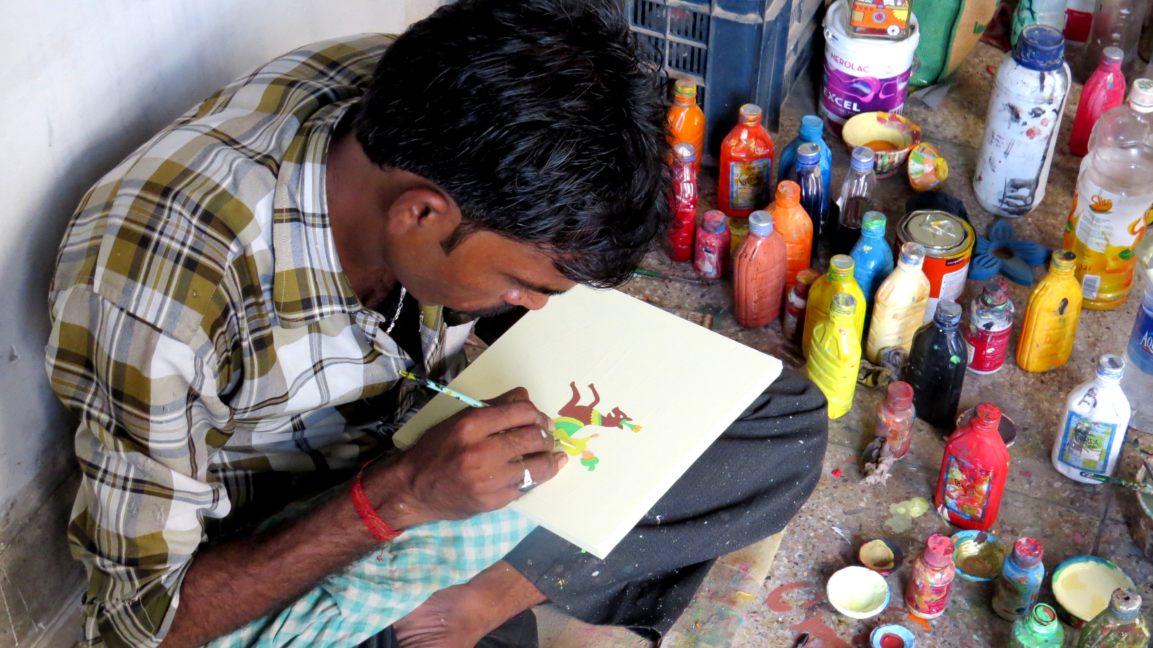 Local artisan working at Scrapshala